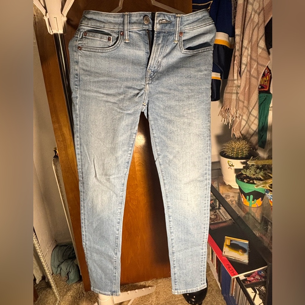 American Eagle Outfitters Airflex+ Skinny Light Blue Jeans